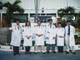 在沖縄米国海軍病院インターン時代同僚と