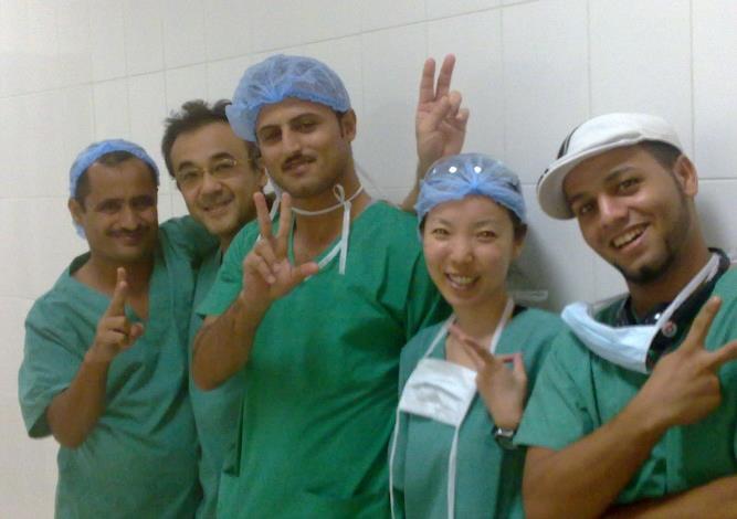 2012年イエメンでスタッフと